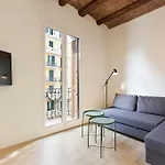 Modern And Bright Apartment Well Located In Gracia